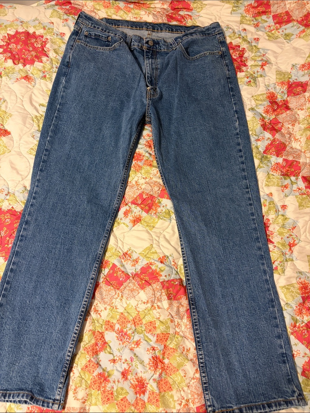 Levi 514 men’s jeans straight size 40x32 like new